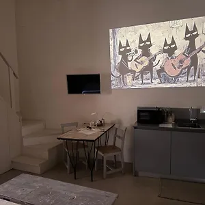 https://apt-luleccio.lecce-hotels.com